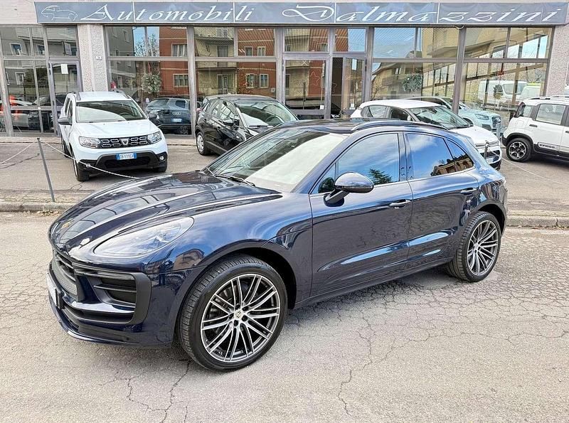 Blu/azzurro Usata 2023 Porsche Macan SUV | 69.000 € (Cara) - Immagine 1/4