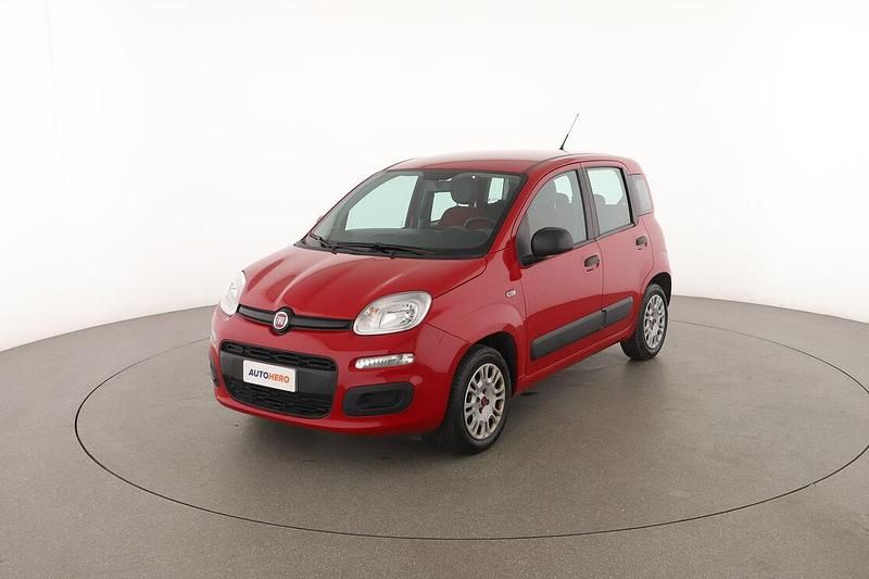 Usata Fiat Panda Easy 70 CV (51 kW) 2015 Rosso Utilitaria