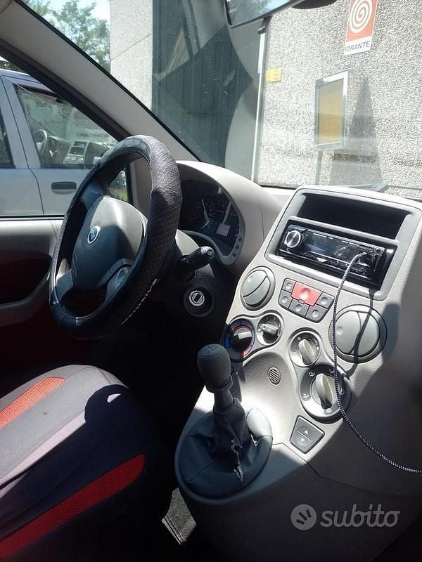 Usata Fiat Panda 2006 Rosso Utilitaria