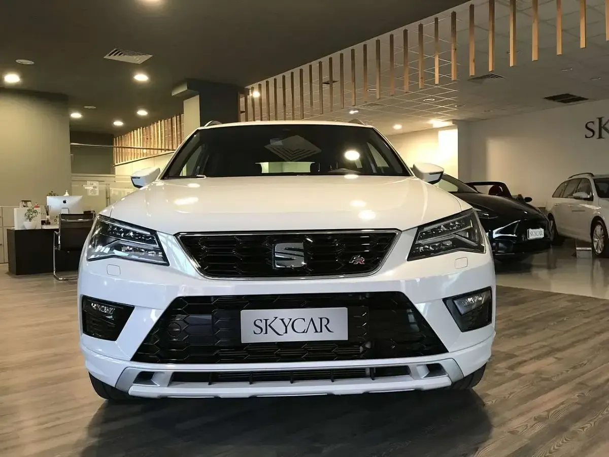 Usata Seat Ateca 4Drive 150 CV (110 kW) 2019 Bianco SUV