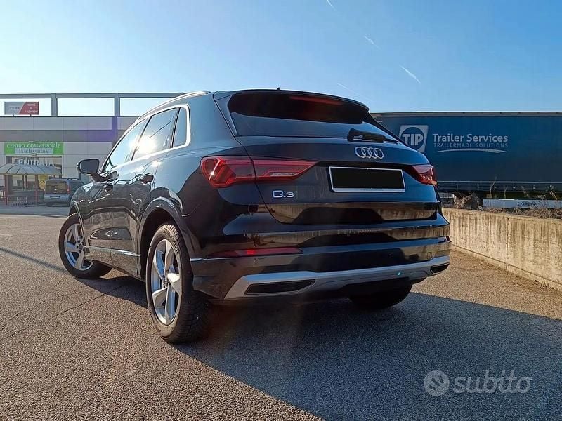 Usata Audi Q3 Advanced 150 CV (110 kW) 2019 Nero SUV