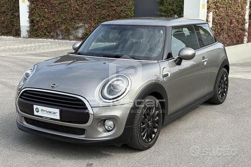 Usata Mini Cooper D Hype 116 CV (85 kW) 2019 Grigio Utilitaria
