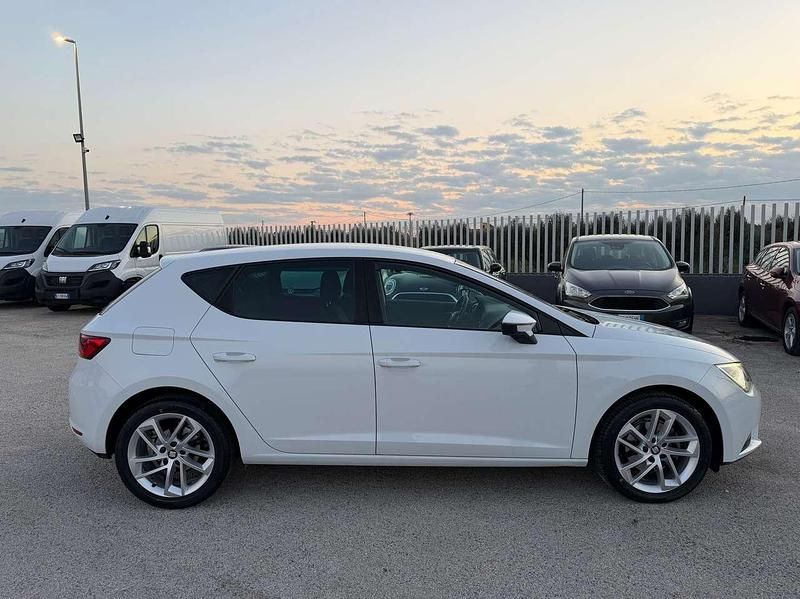 Usata Seat Leon Business 110 CV (80 kW) 2017 Bianco Berlina