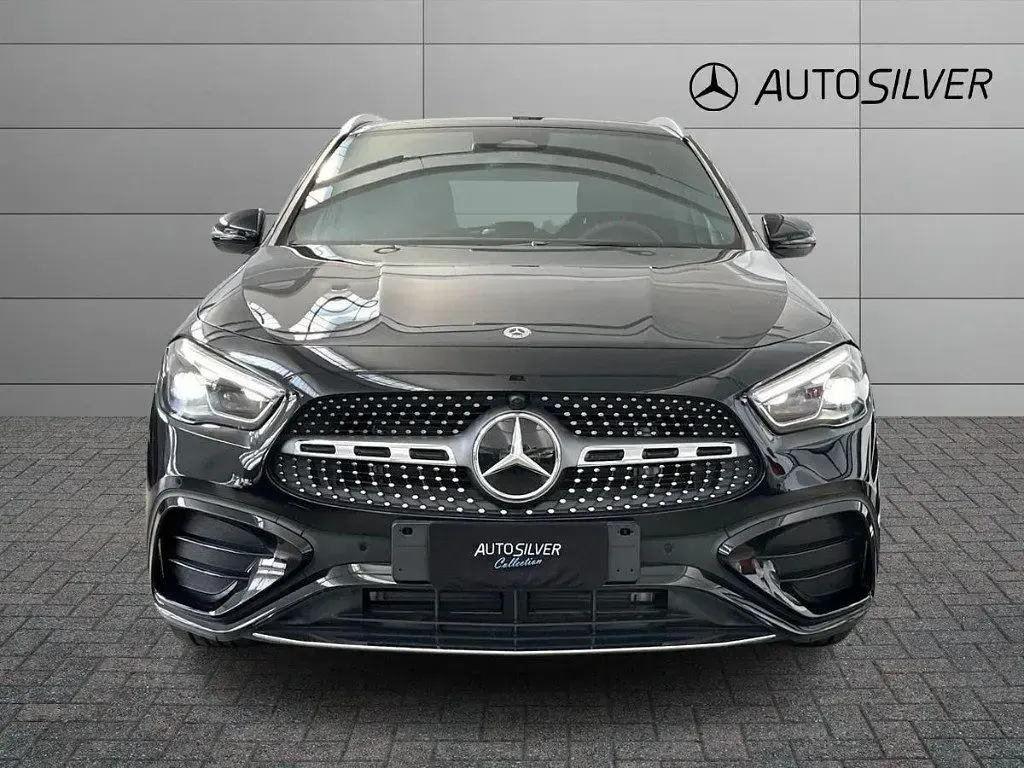 Nuova Mercedes GLA200 Advanced Plus 150 CV (110 kW) 2025 Nero / metallizzato SUV
