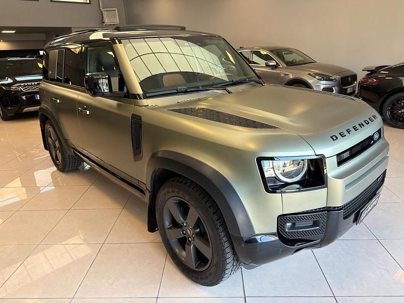 Usata Land Rover Defender HSE Dynamic 249 CV (183 kW) 2022 Verde SUV