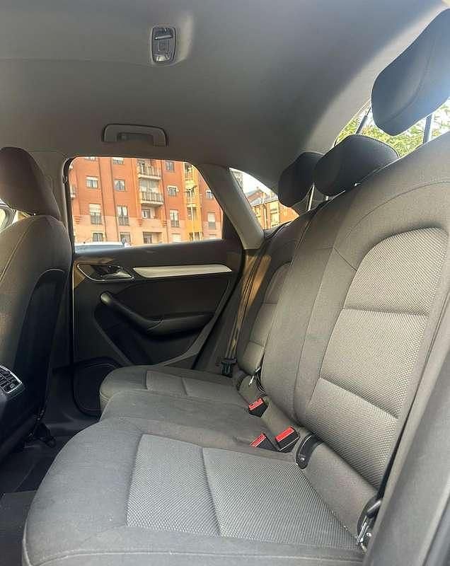 Usata Audi Q3 Design 120 CV (88 kW) 2015 Nero SUV