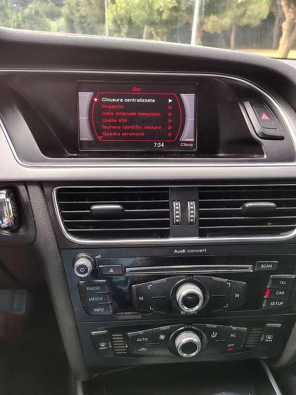 Usata Audi A4 Ambiente 120 CV (88 kW) 2012 Nero Station wagon