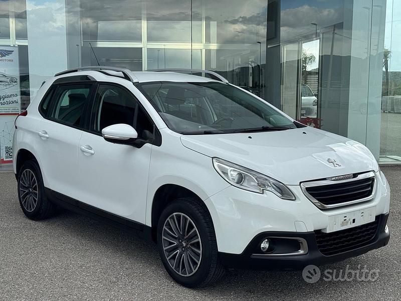 Usata Peugeot 2008 Active 82 CV (60 kW) 2014 Bianco SUV