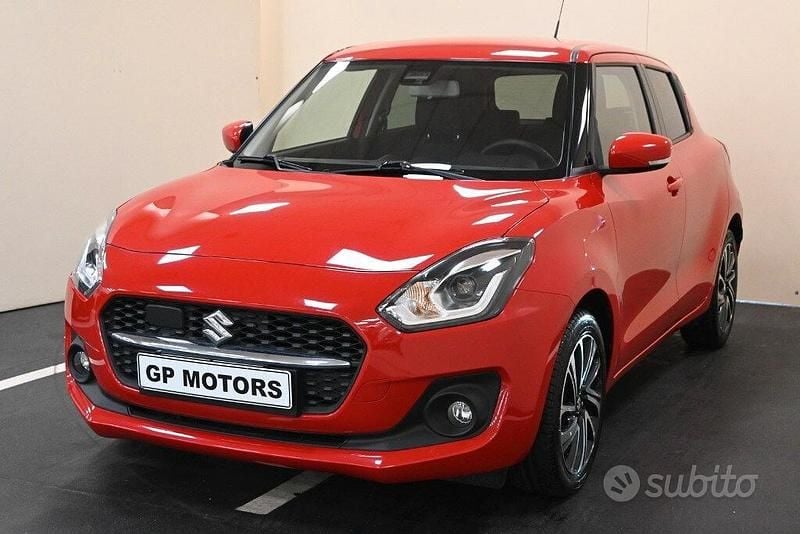 Gebraucht Suzuki Swift 83 PS (61 kW) 2022 Rot Kleinwagen