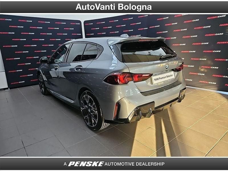 Usata BMW 120 M Sport 170 CV (125 kW) 2025 Grigio Utilitaria