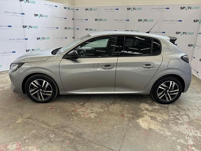 Usata Peugeot 208 Allure 101 CV (74 kW) 2023 Grigio Utilitaria
