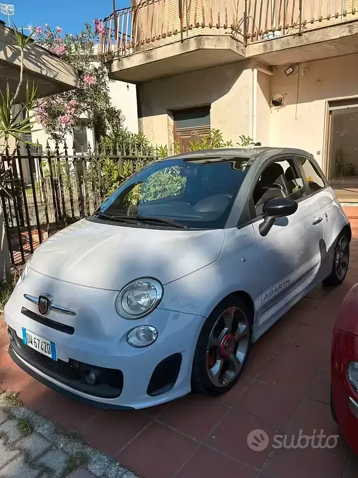 Usata Abarth 500 135 CV (99 kW) 2009 Grigio Utilitaria