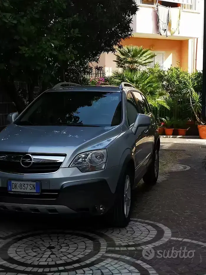 Usata Opel Antara 150 CV (110 kW) 2007 Grigio SUV