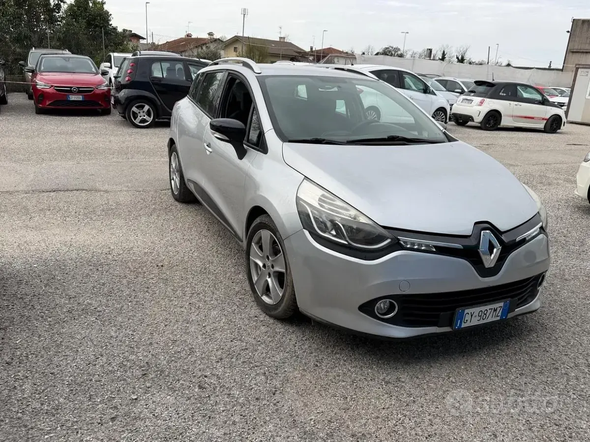 Usata Renault Clio GrandTour 90 CV (66 kW) 2016 Grigio Station wagon