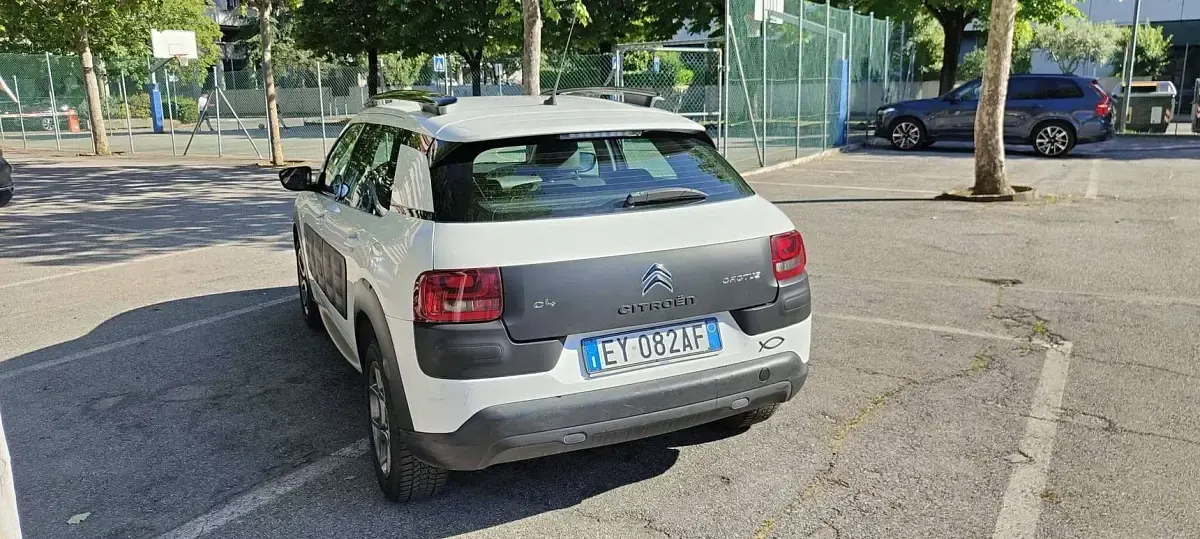 Usata Citroën C4 Feel 82 CV (60 kW) 2015 Bianco SUV