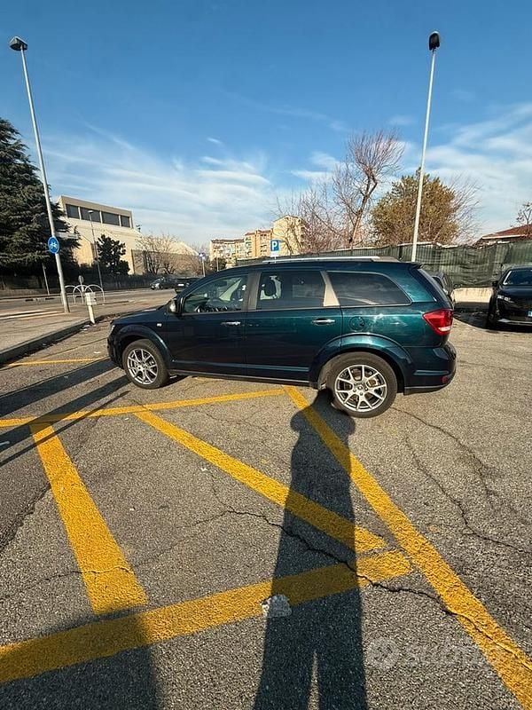 Usata Fiat Freemont Lounge 170 CV (125 kW) 2015 Blu SUV