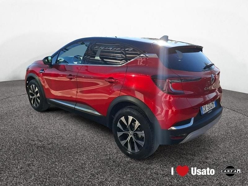 Usata Renault Captur Intens 101 CV (74 kW) 2023 Rosso SUV