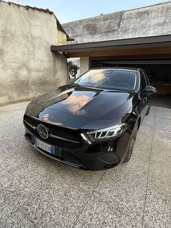 Usata Mercedes A250 Advanced Plus 163 CV (119 kW) 2023 Berlina