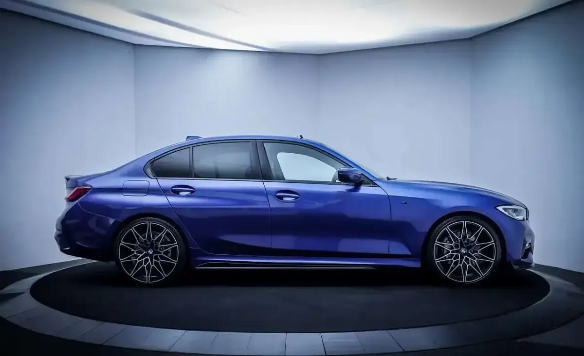 Usata BMW 330 M Sport 258 CV (189 kW) 2022 Blu/azzurro Berlina
