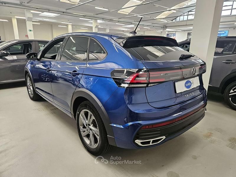 Usata VW Taigo R-line 110 CV (80 kW) 2024 Blu SUV