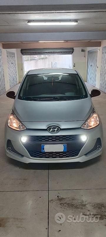 Usata Hyundai i10 65 CV (47 kW) 2020 Grigio Utilitaria