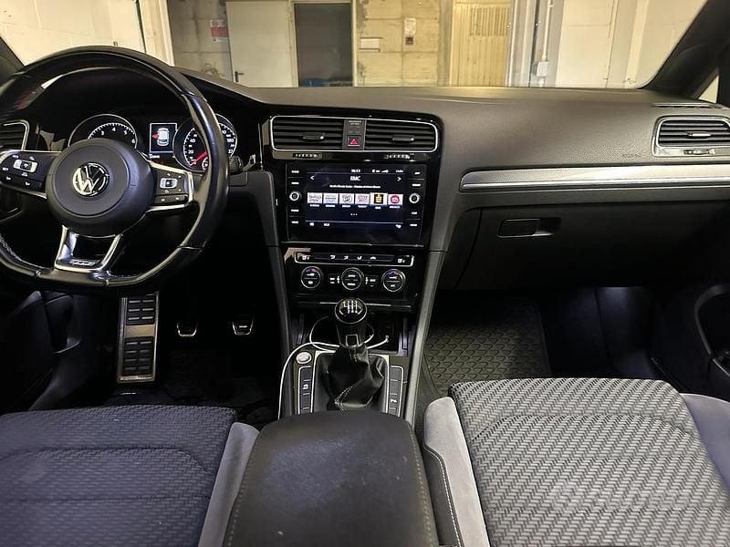Usata VW Golf VII R-line 150 CV (110 kW) 2017 Grigio Berlina