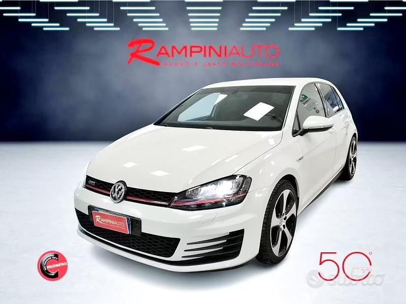 Begagnad VW Golf VII GTI 220 HK (161 kW) 2015 Vit Sedan