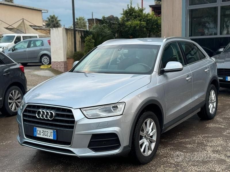 Grigio Usata 2015 Audi Q3 SUV | 12.700 € (Super prezzo) - Immagine 1/4