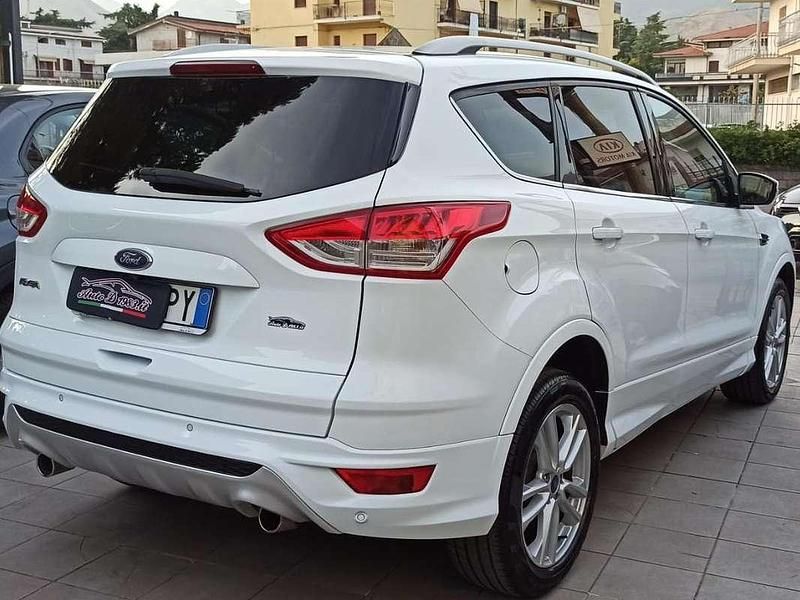 Usata Ford Kuga Titanium 179 CV (131 kW) 2016 Bianco SUV