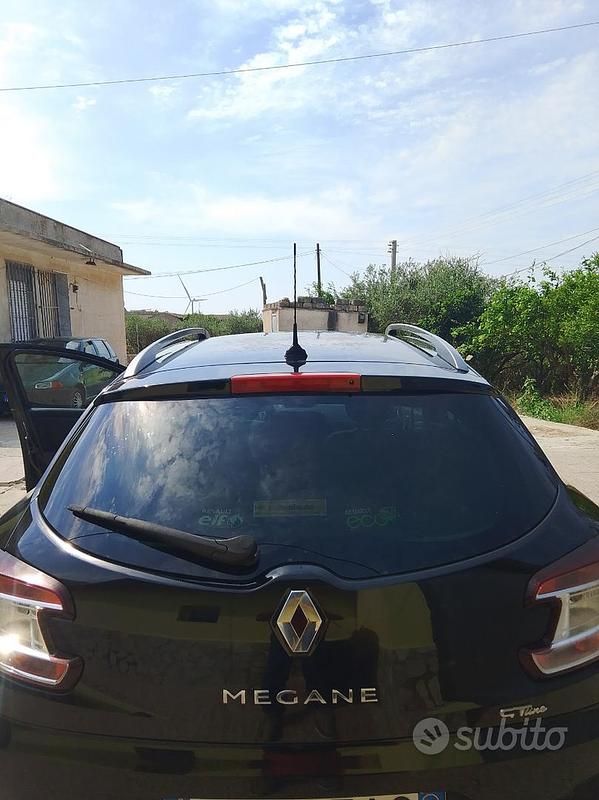 Usata Renault Mégane GrandTour 150 CV (110 kW) 2012 Nero Station wagon