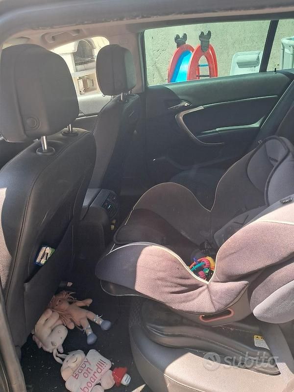 Usata Opel Insignia 131 CV (96 kW) 2015 Grigio Station wagon