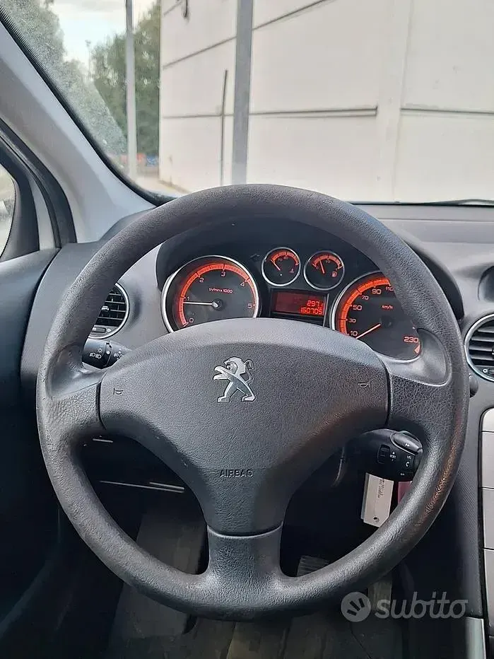 Usata Peugeot 308 Business-Line 112 CV (82 kW) 2013 Grigio Station wagon