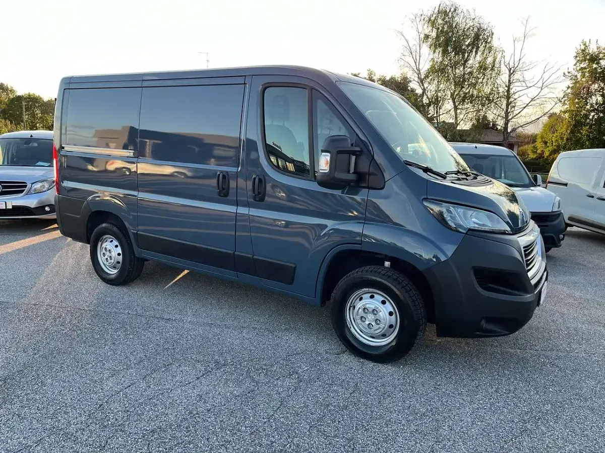 Usata Peugeot Boxer 120 CV (88 kW) 2021 Grigio Furgone