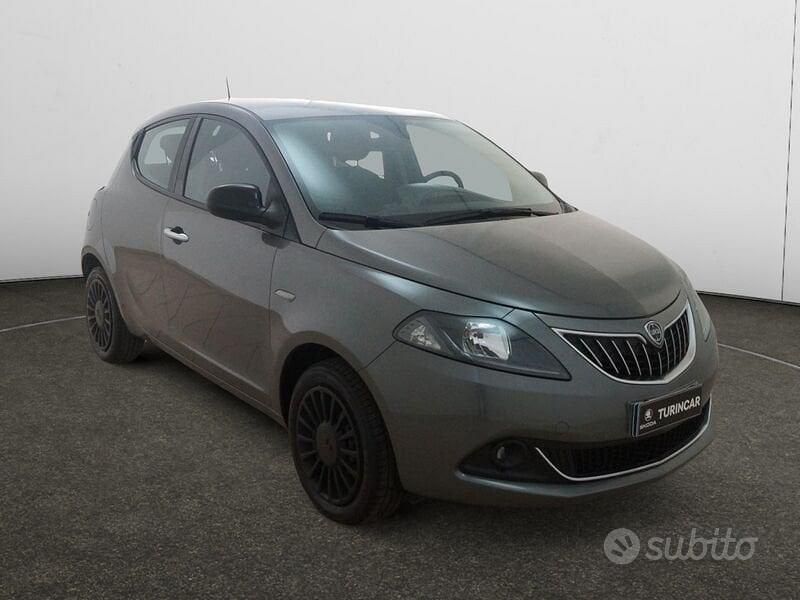 Grigio Usata 2022 Lancia Ypsilon Gold Due volumi | 11.200 € (Buon prezzo) - Immagine 1/4