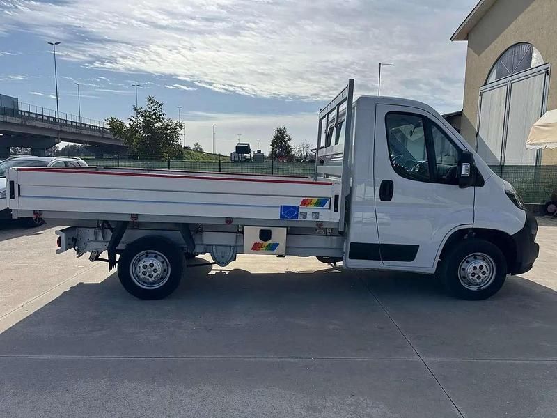 Usata Fiat Ducato 140 CV (102 kW) 2023 Bianco Furgone