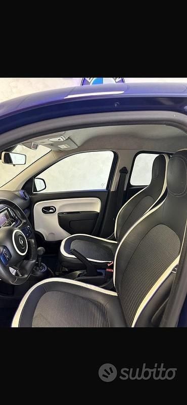 Usata Renault Twingo 92 CV (67 kW) 2017 Blu Utilitaria