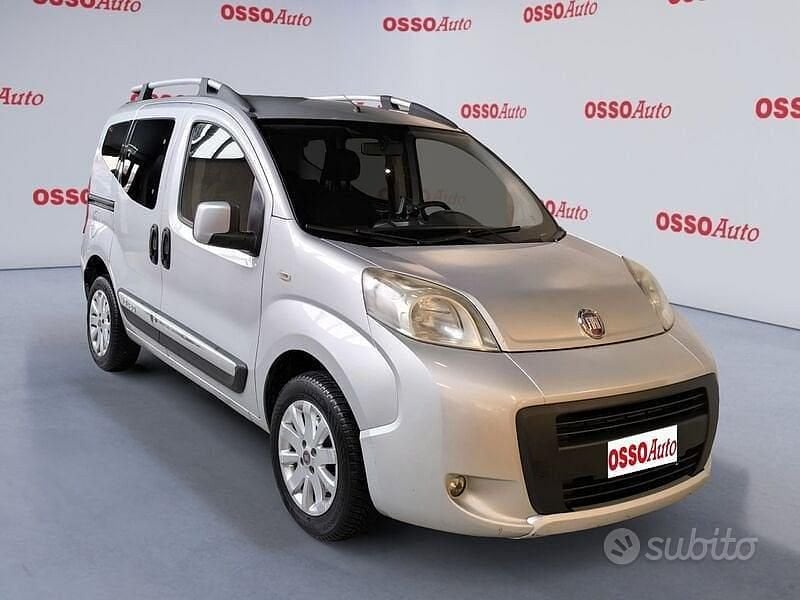 Usata Fiat Qubo Trekking 95 CV (69 kW) 2012 Grigio Monovolume