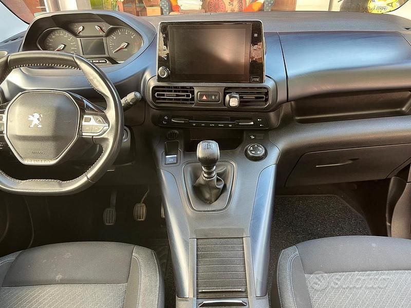 Usata Peugeot Rifter Allure 131 CV (96 kW) 2019 Monovolume