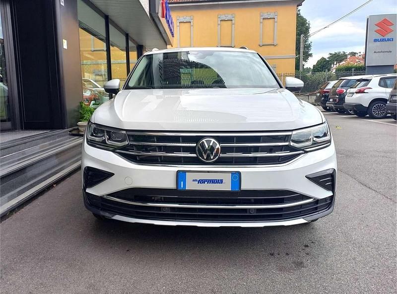 Usata VW Tiguan Elegance 150 CV (110 kW) 2021 Bianco SUV