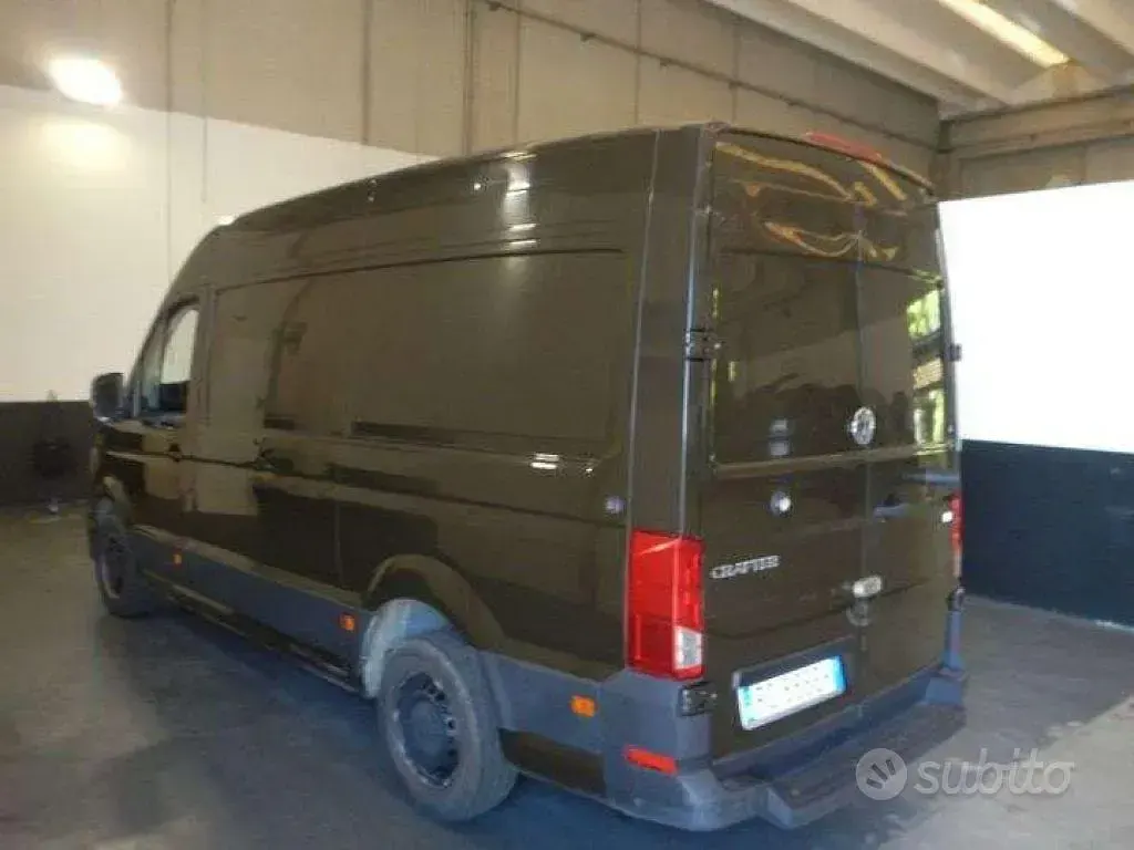 Gebraucht VW Crafter 140 PS (102 kW) 2018 Braun Van
