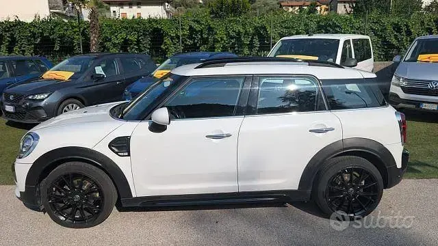 Usata Mini One D Countryman 116 CV (85 kW) 2019 Bianco SUV