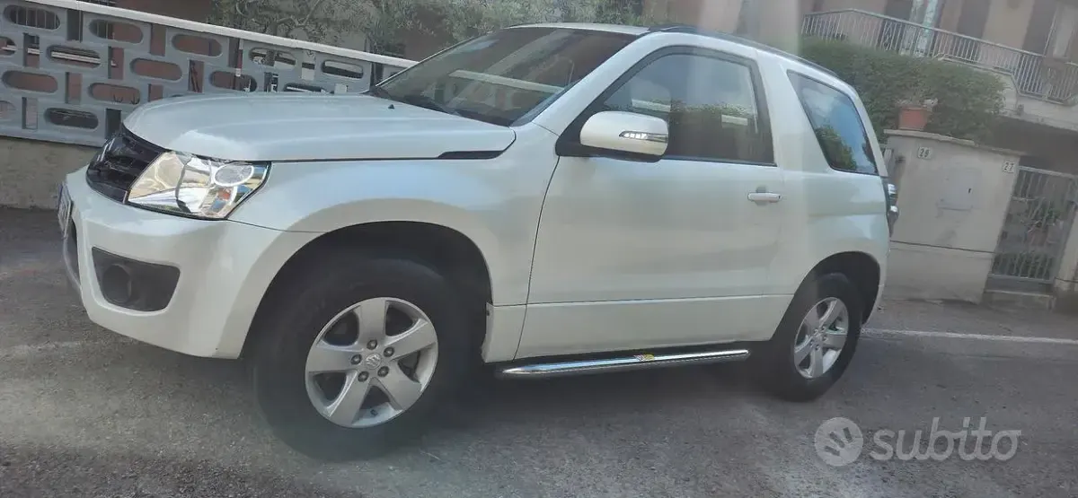 Usata Suzuki Grand Vitara 94 CV (69 kW) 2013 SUV