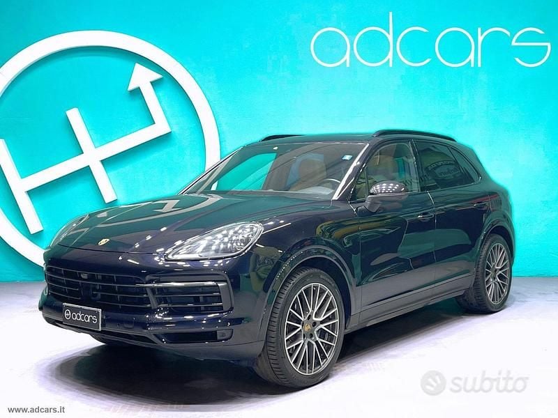 Usata Porsche Cayenne Sport 340 CV (250 kW) 2021 Blu/azzurro SUV