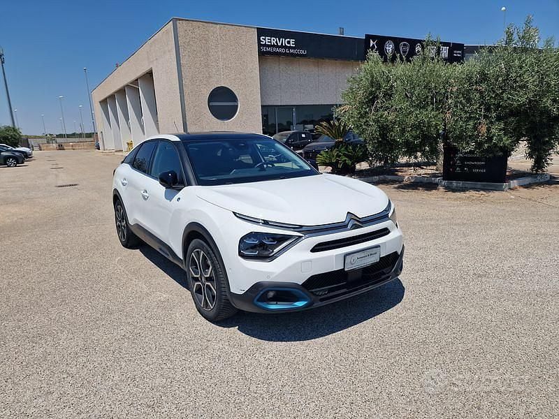 Usata Citroën e-C4 Shine 100 kW (136 CV) 2023 Bianco Berlina