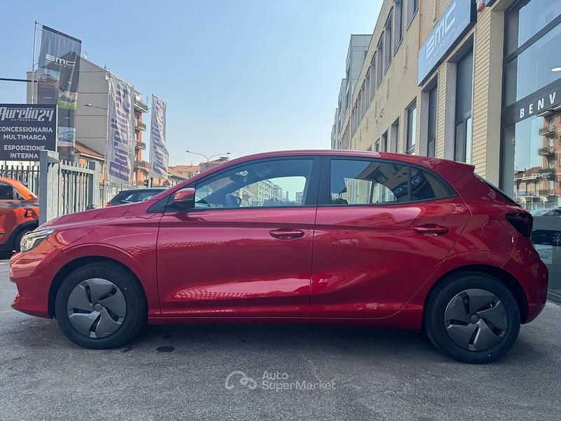 Nuova MG MG3 Comfort 116 CV (85 kW) 2026 Rosso Utilitaria
