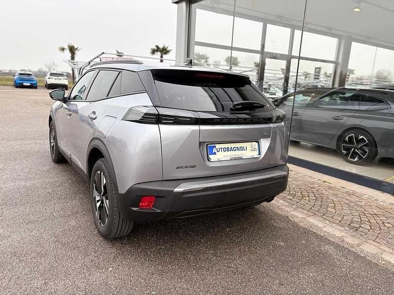 Usata Peugeot 2008 Allure 102 CV (75 kW) 2025 Grigio SUV
