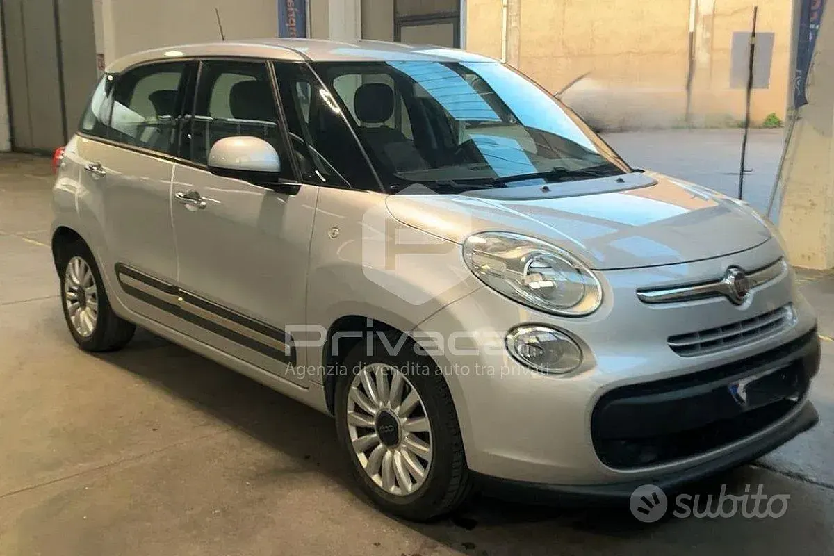 Begagnad Fiat 500L Pop Star 85 HK (62 kW) 2015 Grå Minibuss