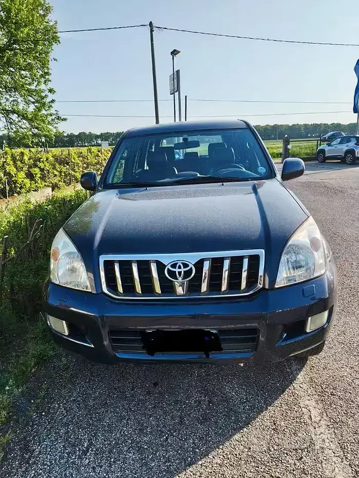 Usata Toyota Land Cruiser 163 CV (119 kW) 2003 Bluazzurro SUV
