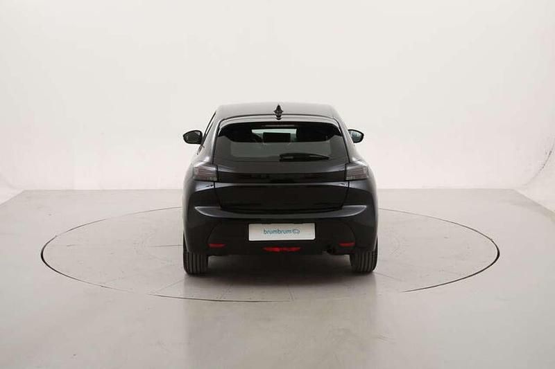 Usata Peugeot 208 Style 101 CV (74 kW) 2025 Nero Utilitaria