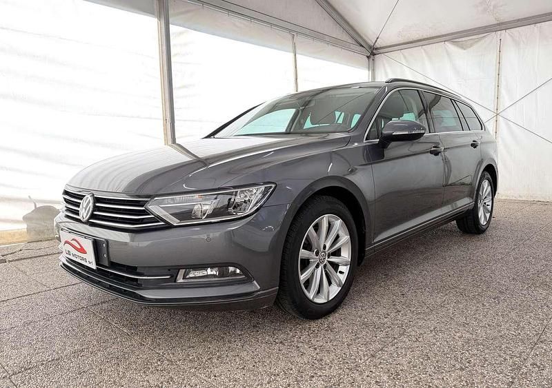 Usata VW Passat Comfortline 150 CV (110 kW) 2017 Grigio Station wagon